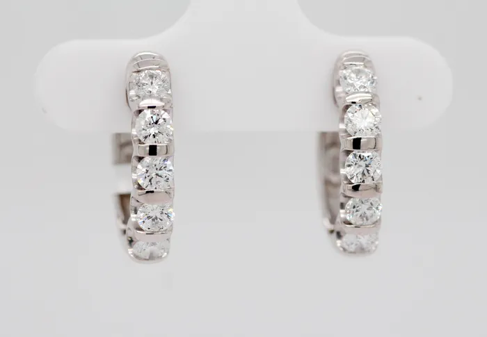 ARYAS COLLECTION INC Earrings 14KW 100 CTTW SMALL HOOP EARRINGS