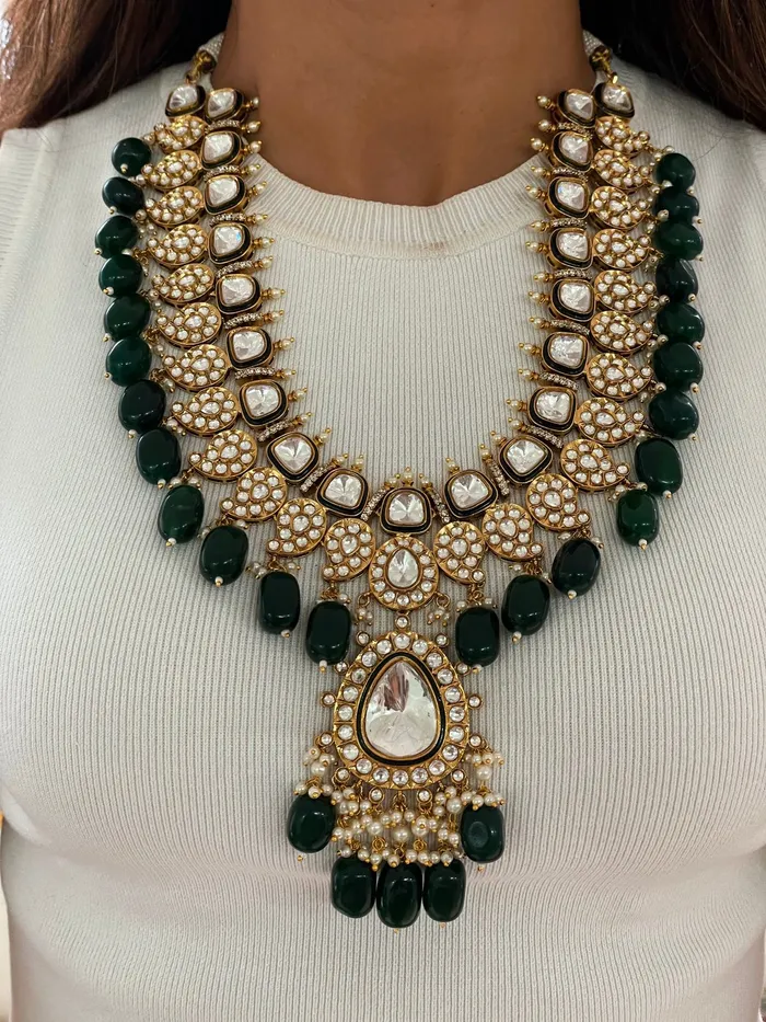 Necklaces Maharani Arki Polki Emerald Gold Kundan Necklace Set Asika Polki Kundan Emerald Floral Necklace Set Necklace Earrings Mang Tika PRERTO ECOMMERCE PRIVATE LIMITED